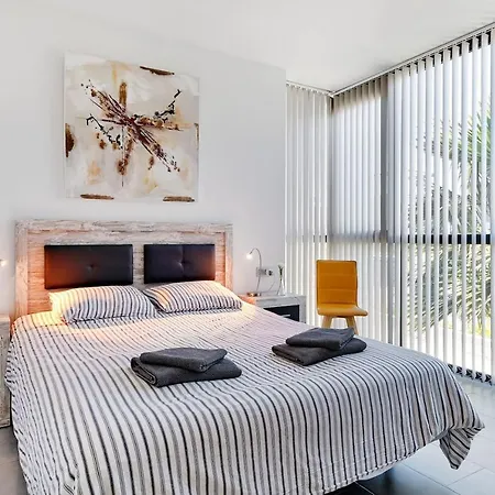 Oasis Hill Villa *