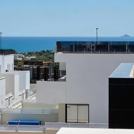 Oasis Hill * Campoamor